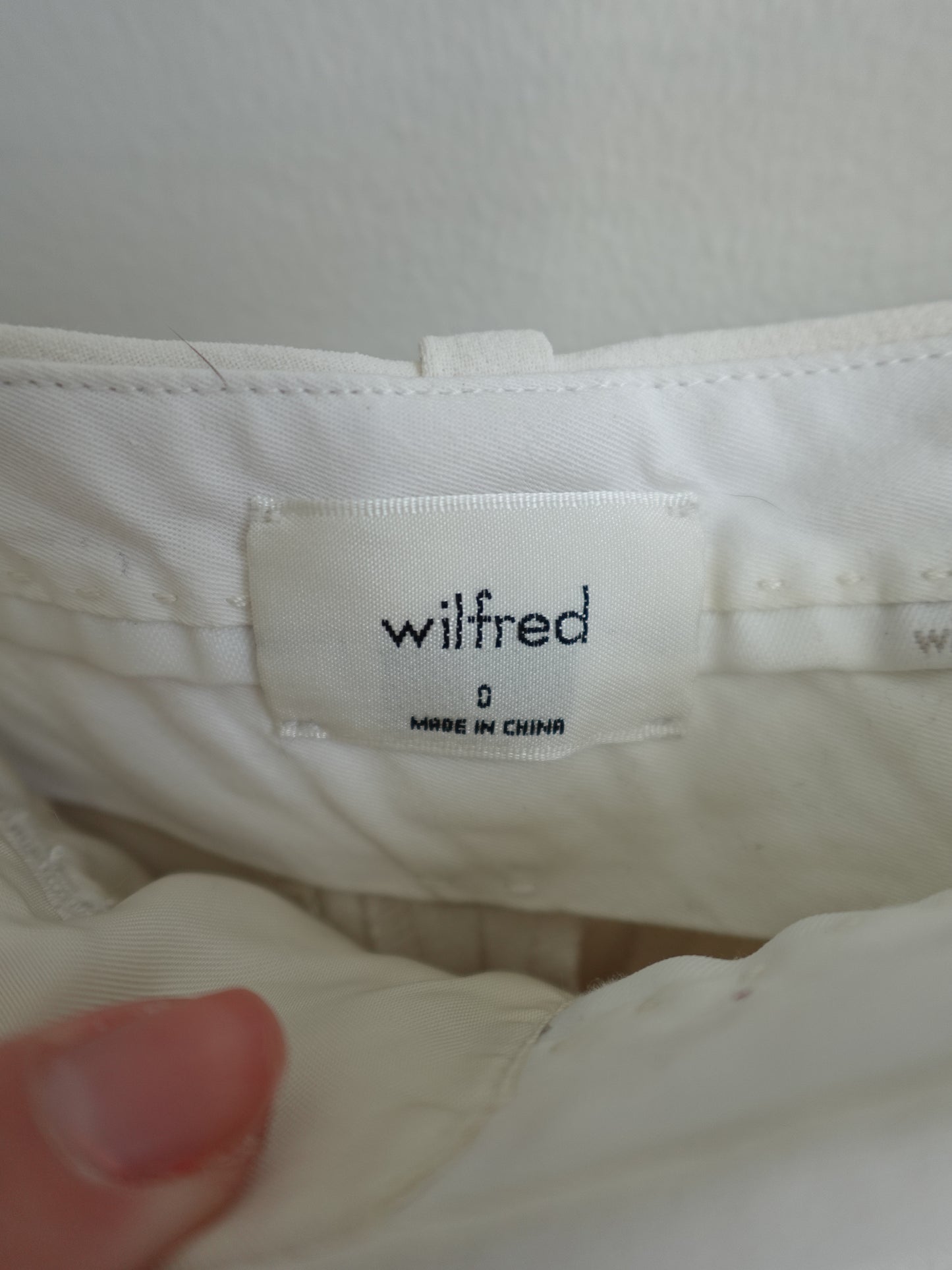 Aritzia The Effortless Pant Cropped - White 0
