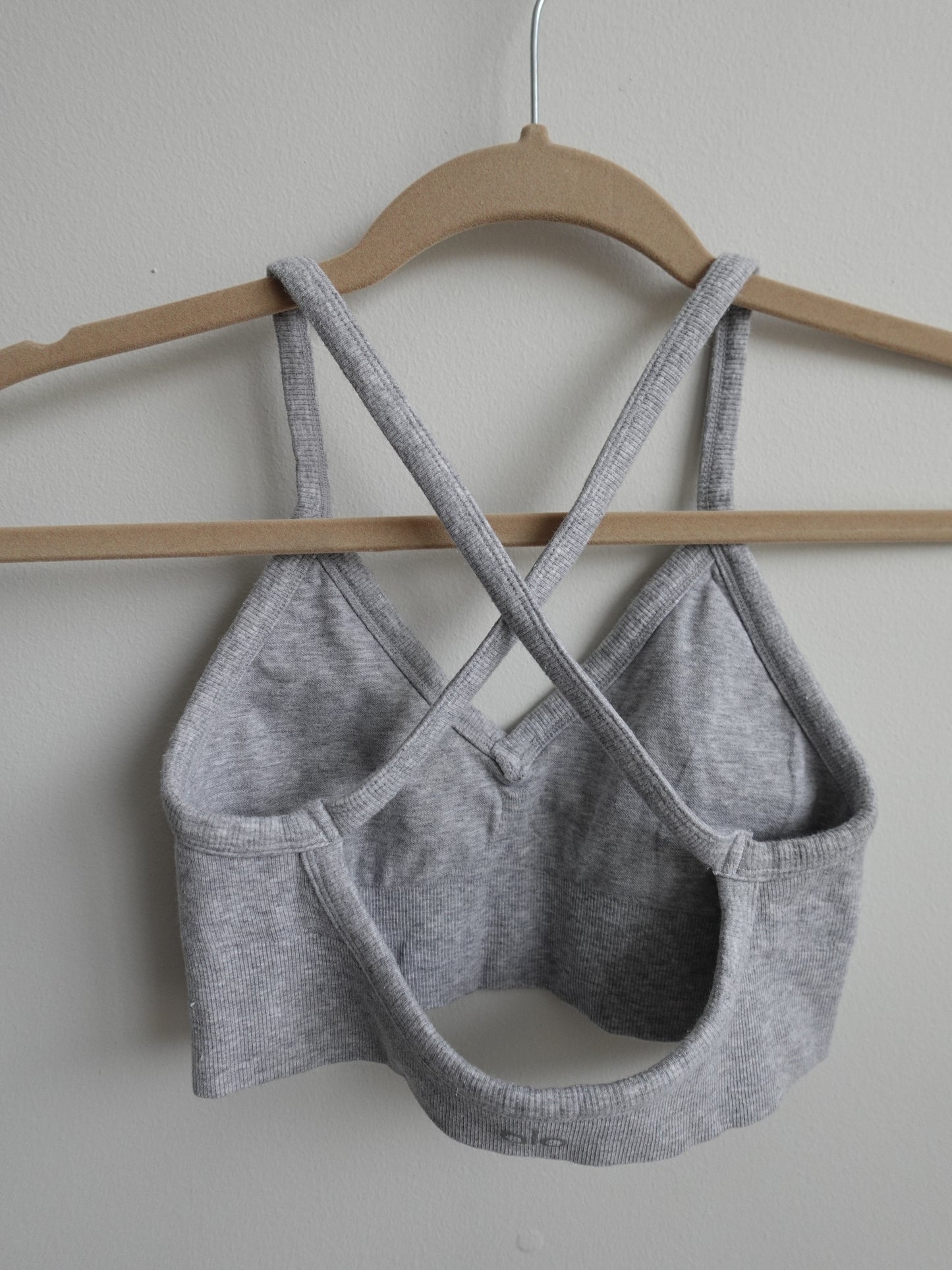 Alo Seamless Ribbed Low Back Bra - Grey