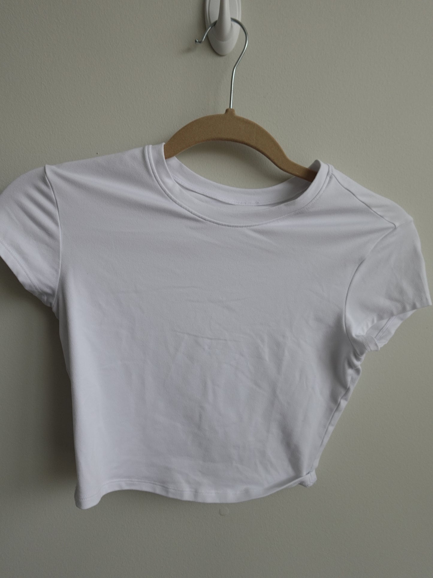 Alo Alosoft Crop Finesse Short Sleeve - White