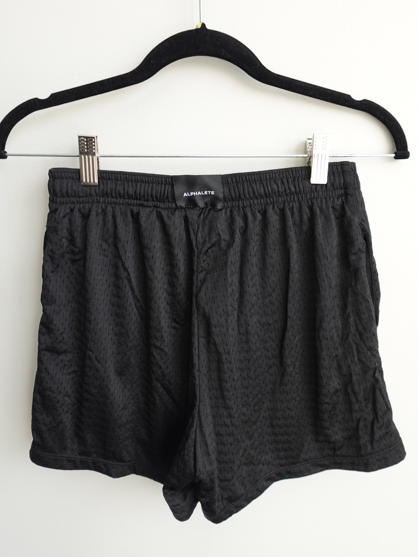 Alphalete 4" Signature Mesh Short