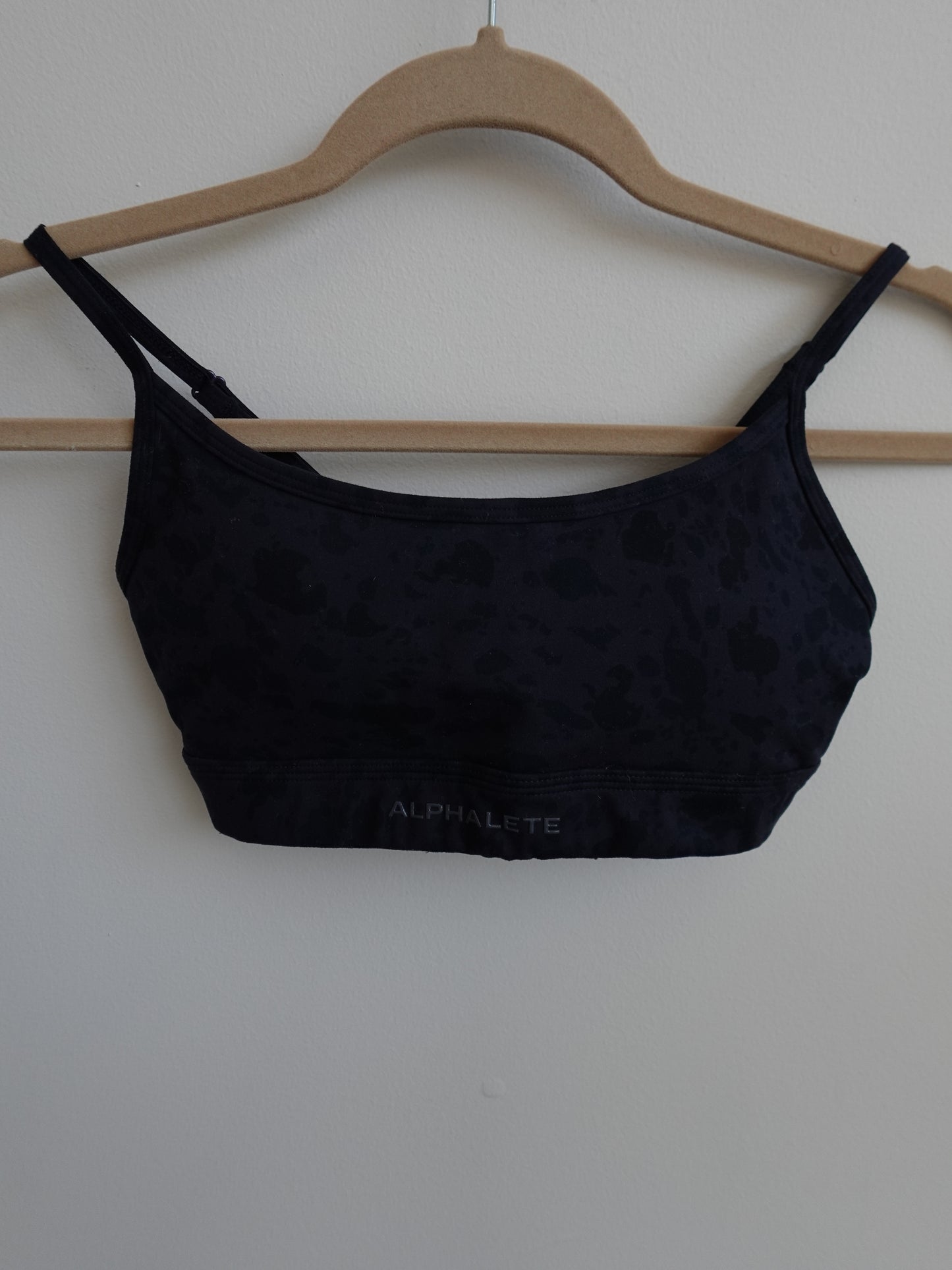 Alphalete Core Bra - Pebble Print Black