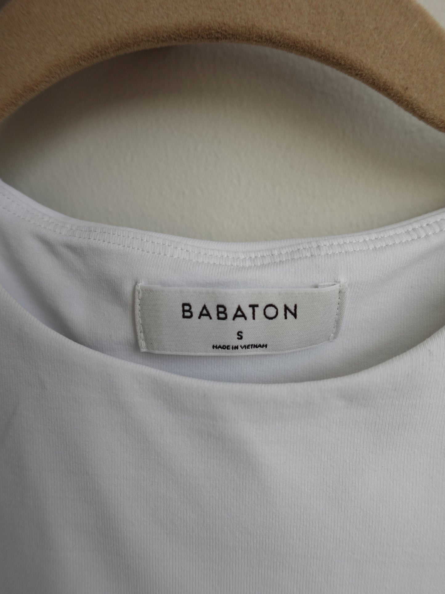 Babaton Contour Crew Tank
