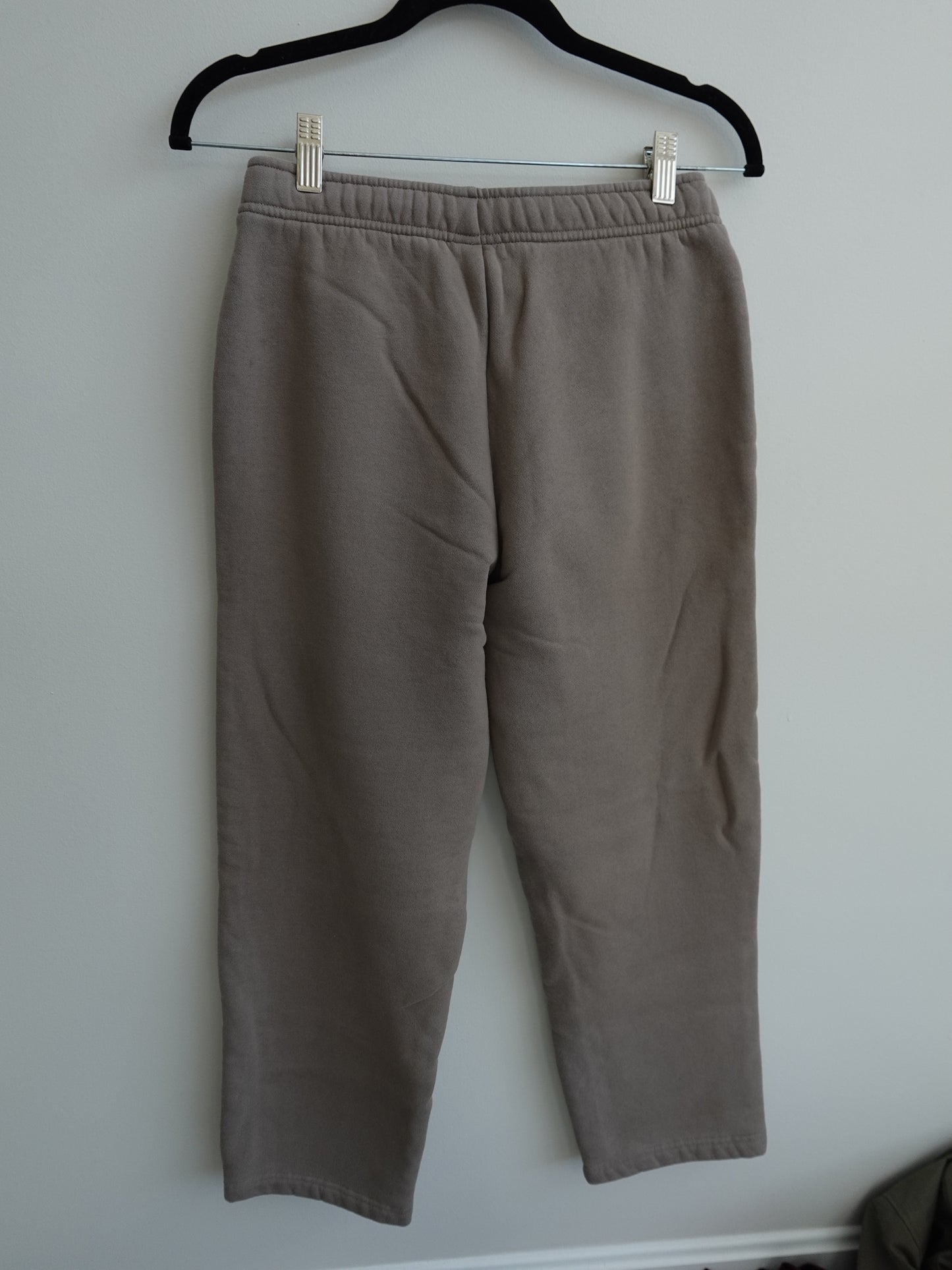 Aritzia Cozy Sweatfleece Pants, Straight leg
